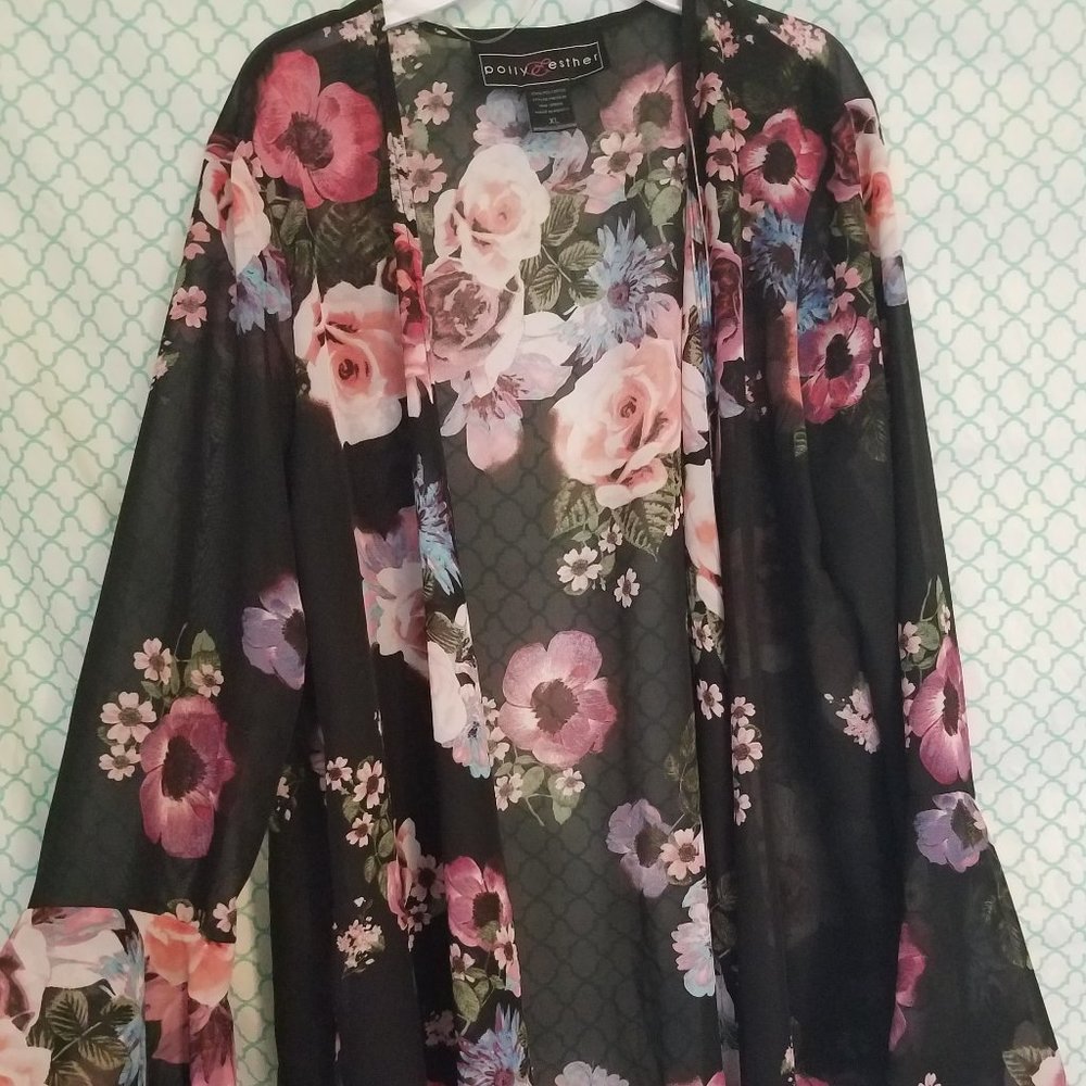 POLLY & ESTER size XL sheer Kimono